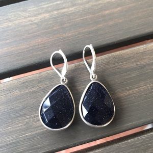 Elegant Blue and Silver Teardrop Earrings with Lever-Back Closure